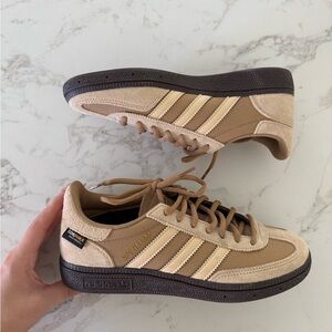 Handball Spezial Adidas/Cardboard/Crystal Sand/Magic Beige